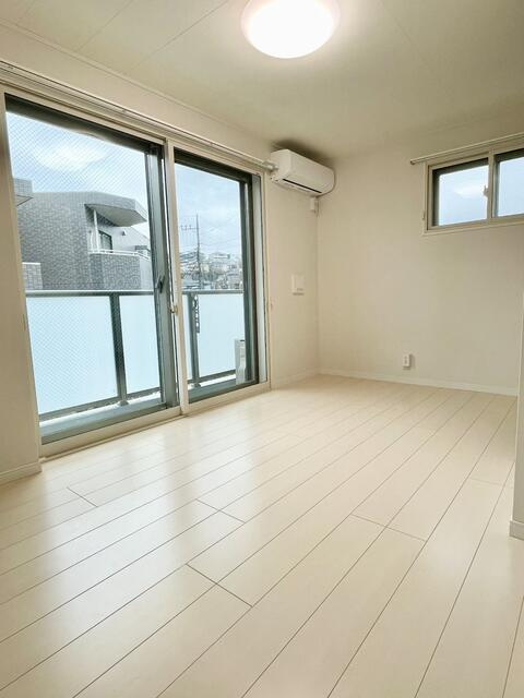 川崎市多摩区西生田３丁目の賃貸マンションの寝室