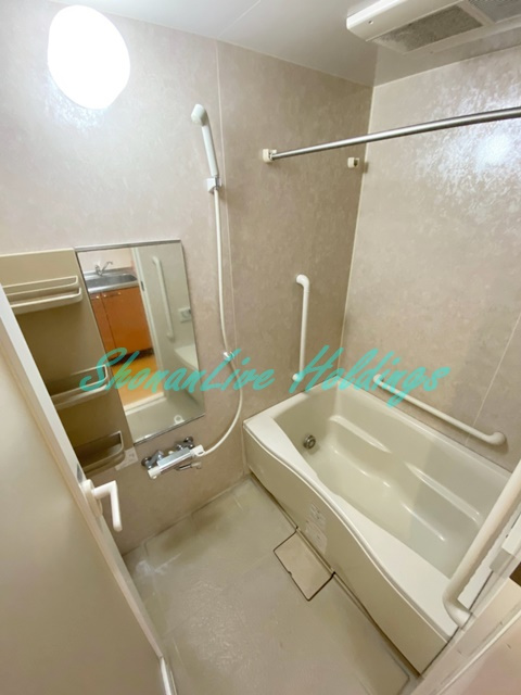 藤沢市湘南台６丁目の賃貸マンションの浴室