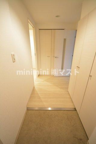 アーデン土佐堀の玄関
