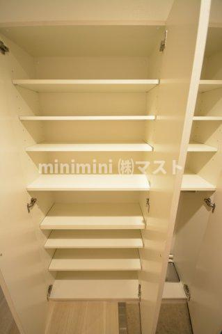 アーデン土佐堀の収納