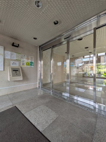【エントランス】 | 西船橋スクエアガーデン | オートロック完備です