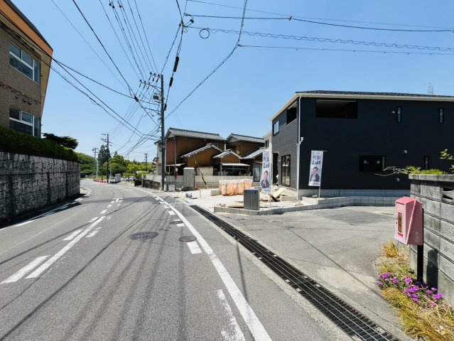東海市名和町前郷14番5、16番2『仲介手数料無料』新築一戸建て・建売の前面道路含む現地写真