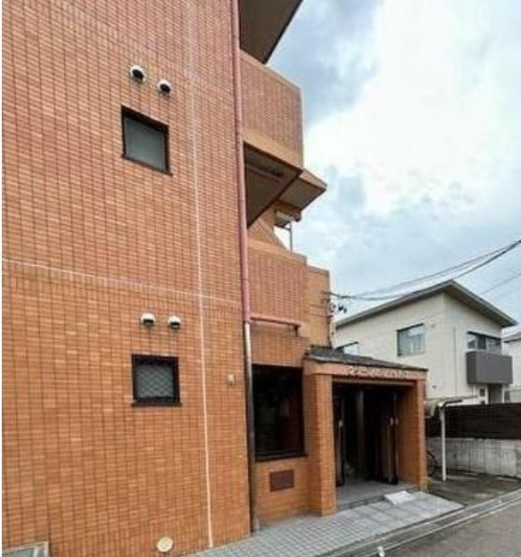 愛知県北名古屋市1棟売りマンション【グリーンヒルイトウ】の外観