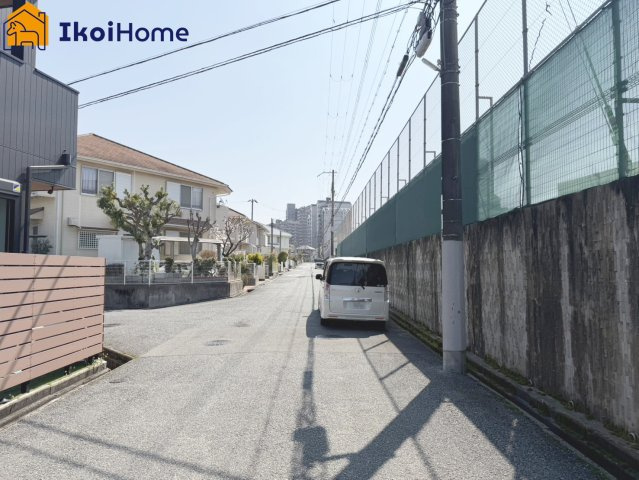 神戸市西区春日台2丁目　中古戸建　の前面道路含む現地写真|物件・当店の最寄駅まで無料送迎！最短10分で指定場所へお迎えに向かいます！まずはお問い合わせください！