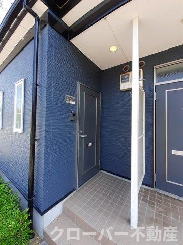 ラフィネ・メゾンＤのエントランス