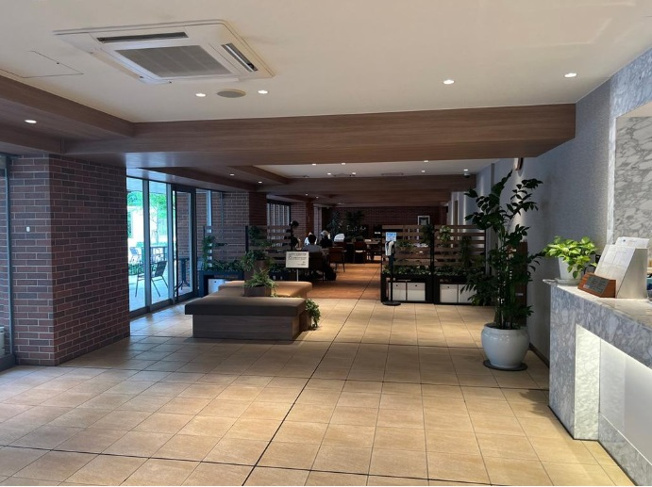 【エントランス】 | ユトリシア四番館 | エントランス