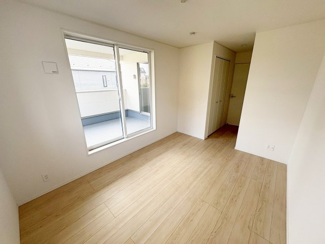 羽束師菱川町4号地の洋室