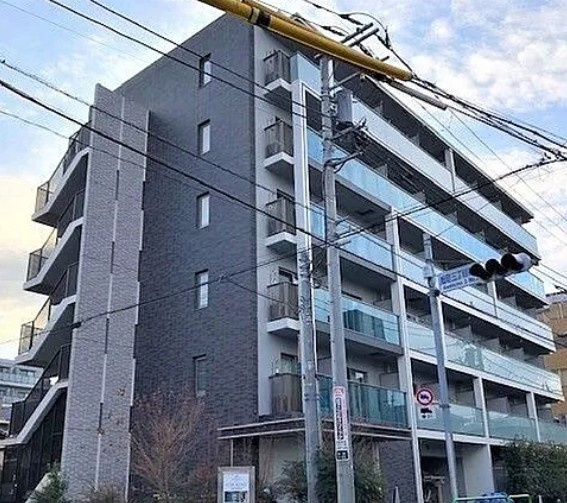 フレンシア ノイエ成増の外観
