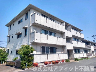 【外観】 | ラグジュアリ新涯　A棟 | ラグジュアリ新涯 A棟・軽量鉄骨造