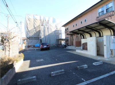 【駐車場】 | コンフォート上福岡Ｂ | 車をお持ちの方に嬉しい駐車場付きの物件です