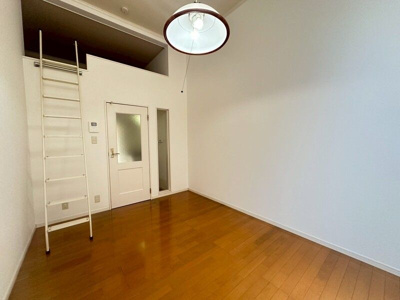 【寝室】 | バレンシア | 別号室参考写真