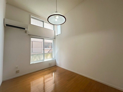 【居間・リビング】 | バレンシア | 別号室参考写真