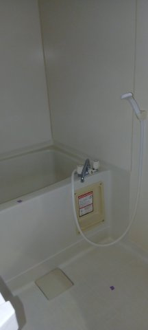 ラシーヌC棟の浴室
