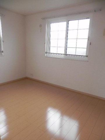 内装は落ち着いています