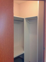 内装は落ち着いています