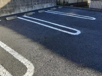 車をお持ちの方に嬉しい駐車場付きの物件です
