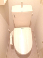 コンパクトで使いやすいトイレです