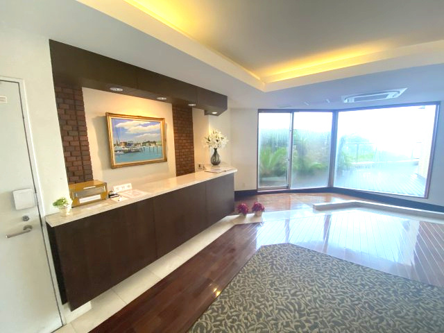 メビウスブレイン油壺マリナテラスのその他共用部分|エントランスホール受付