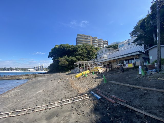 メビウスブレイン油壺マリナテラスの周辺|近くにプライベートビーチのような横堀海水浴場があります
高台にあるのが本物件です
