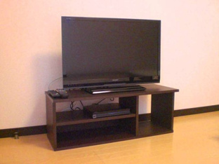 32型薄型液晶テレビです。