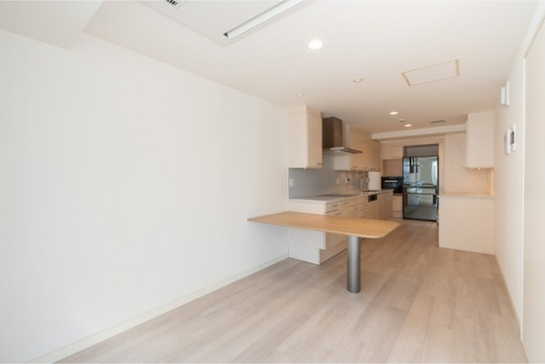 港区三田１丁目の賃貸マンションのキッチン