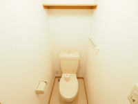 清潔感のあるトイレです