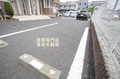 【駐車場】 | ユーフォリア | 敷地内駐車場完備