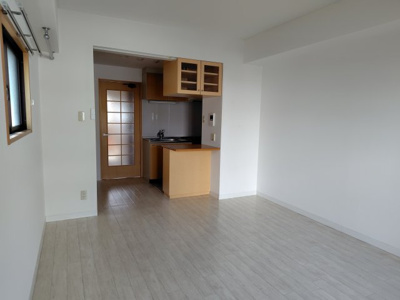 【洋室】 | ビューテラス西堀端