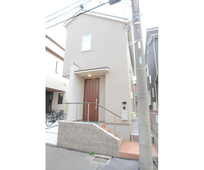 西原町戸建　のエントランス