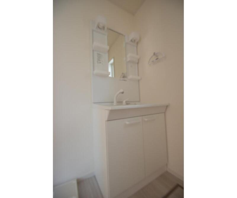 西原町戸建　の独立洗面台