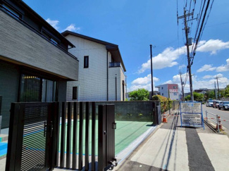 【前面道路含む現地写真】 | 東大和市南街6丁目　新築戸建　【全1棟】