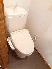 シンプルで使いやすいトイレです