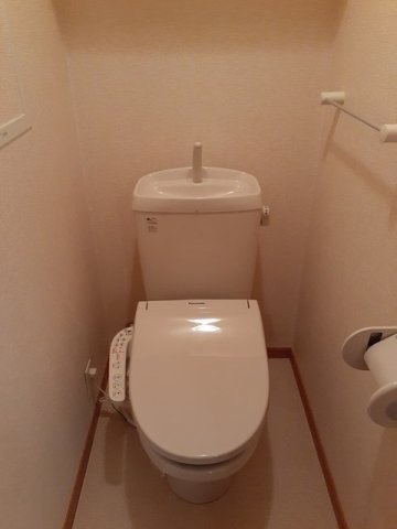 落ち着いたトイレです