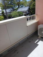 外からの目が気にならないバルコニーで洗濯物が干せます