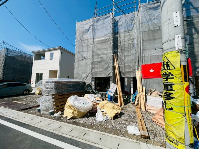 羽束師菱川町7号地の前面道路含む現地写真