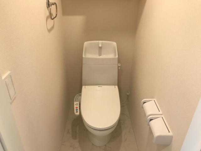 シャワー付トイレ