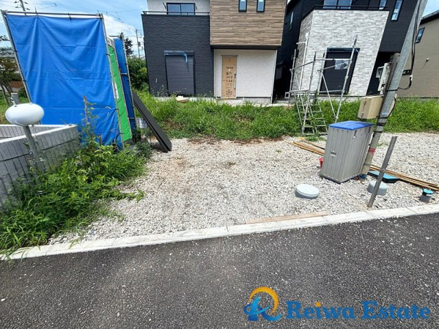 新築戸建　茅ヶ崎市芹沢の駐車場