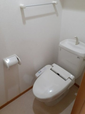 シンプルで使いやすいトイレです