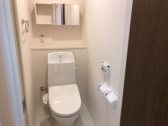 シャワー付トイレ