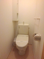 清潔感のあるトイレです