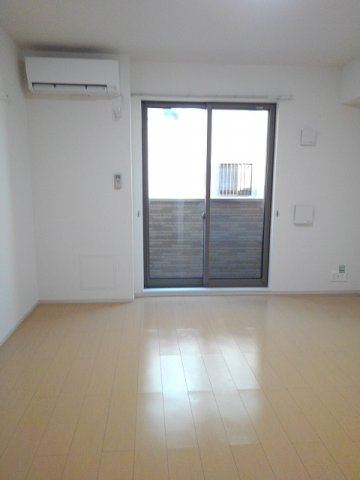 ゆったり過ごせるリビングです