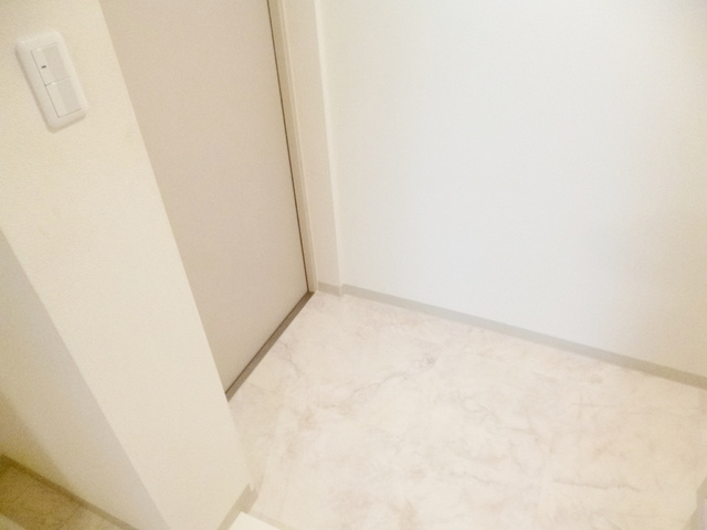 Ｌａ　Ｋｏｎｔｅｓｓａの玄関|広めの玄関です☆