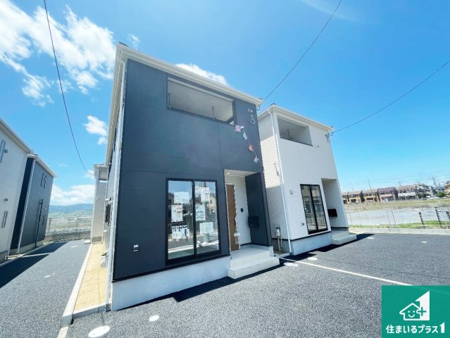 ★5(土)6(日)現地見学可能！★京都市伏見区羽束師菱川町　全6邸の外観|お客様に長く安心して住んでいだだける事にこだわった家づくり！住んでからのアフターサービスにもしっかりと取り組んでいます！