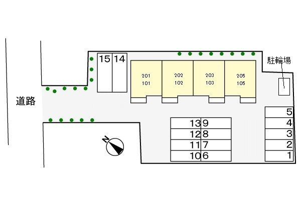 サン　ドリームの駐車場