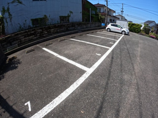 【駐車場】