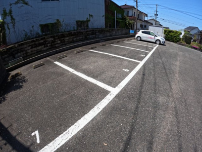 【駐車場】 | セゾン菜の実