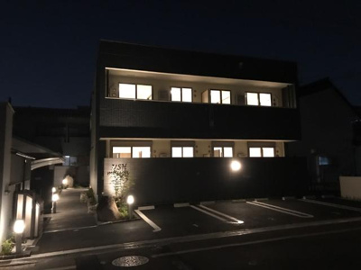 【その他共用部分】 | メゾンＵＳＨ | 外観写真（夜）