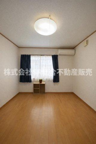 岩田町6丁目中古戸建の寝室|落ち着いて過ごせるお部屋なので、寝室にいかがでしょうか