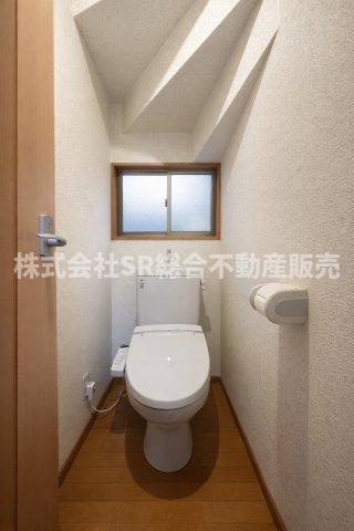 岩田町6丁目中古戸建のトイレ|温水洗浄便座もございます♪
