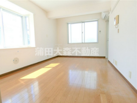 DUOMO山王（デュオモサンノウ）の居間・リビング